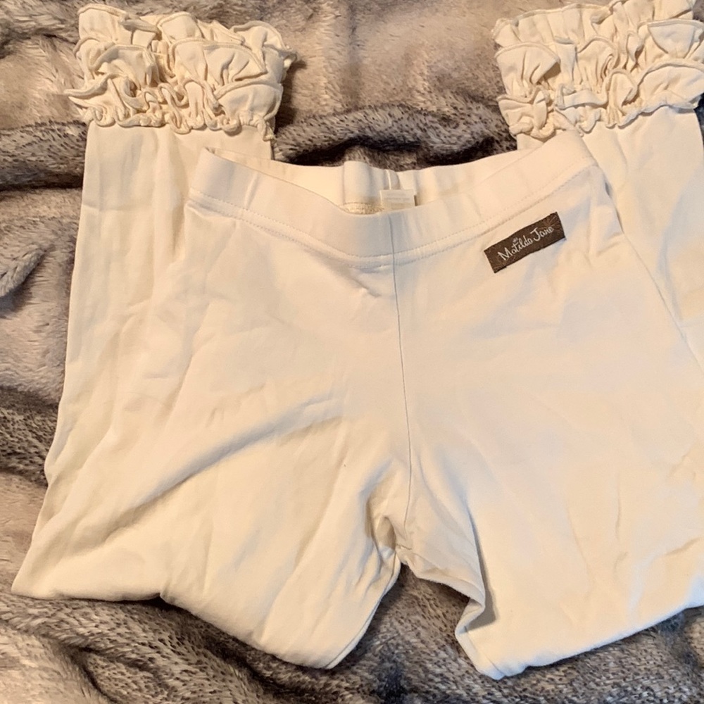 Matilda Jane ruffles size 6 play condition free with MJ purchase.